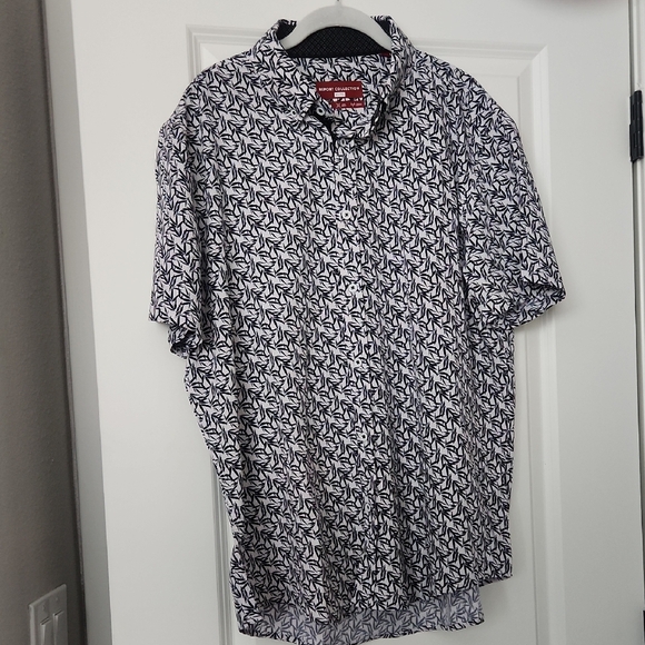 Report Collection Other - Report Collection Black and White Leaf Print Shirt